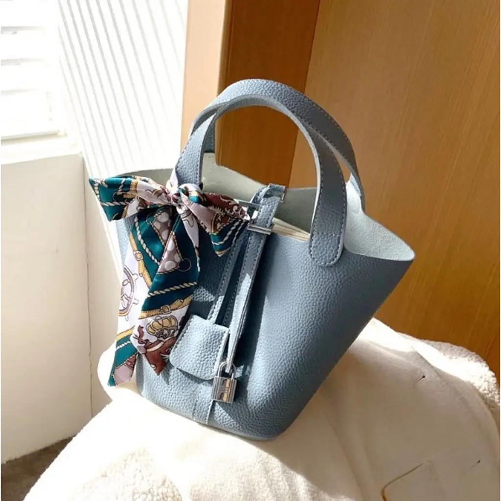 AnBeck 'The refreshing Lady' 2 in 1 handbag (2 color options)